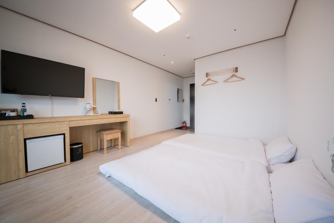 Jeju Mon Dieu Hotel Εξωτερικό φωτογραφία